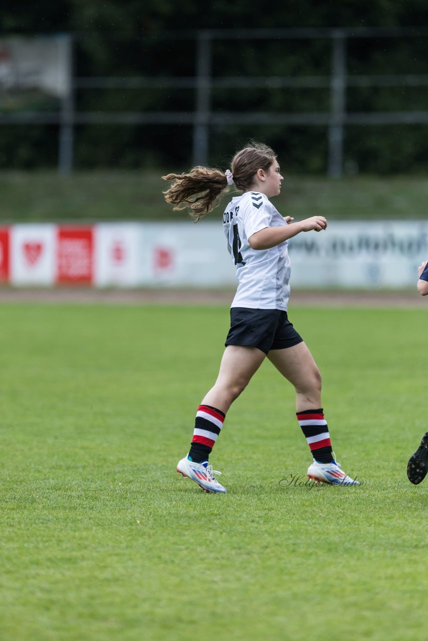 Bild 330 - Loewinnen Cup